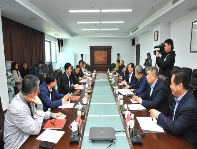 青島市委常委、膠州市委書記劉建軍調(diào)研重點(diǎn)建筑企業(yè)(圖3)